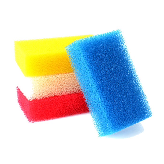 ¿Cuáles son las características de la espuma de color PU?